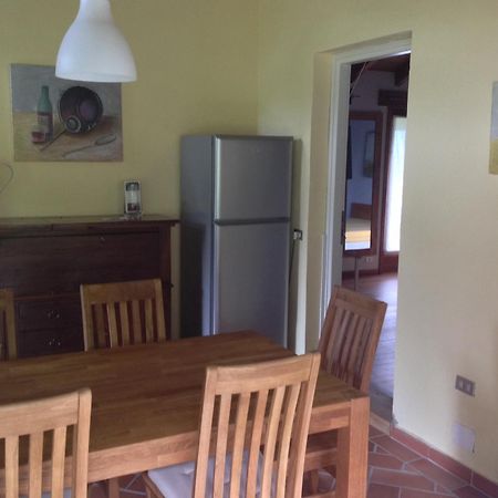 Il Ciliegio Selvatico Appartement Verbania Kamer foto