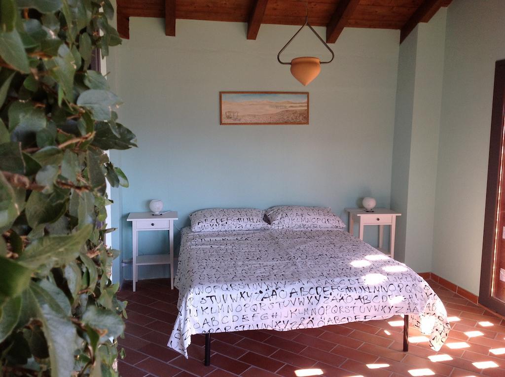 Il Ciliegio Selvatico Appartement Verbania Kamer foto